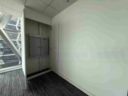 UIC Building (D1), Office #450989751
